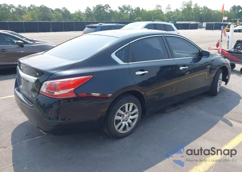 2013 Nissan Altima 2.5 S z USA, uszkodzony, nr VIN 1N4AL3AP9DN565970
